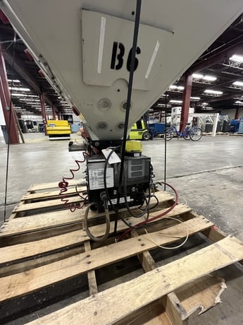 Maguire #WSB-160T, 6 component gravimetric blender, 425 lb/hr, 56" discharge height, Control & stand, 2003 - Image 3