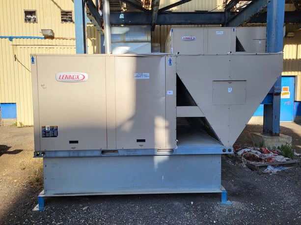 Lennox #KCA240S4BN2G, K-Series, 20 ton rooftop electric chiller/ac unit, 230000 BTU - Image 1