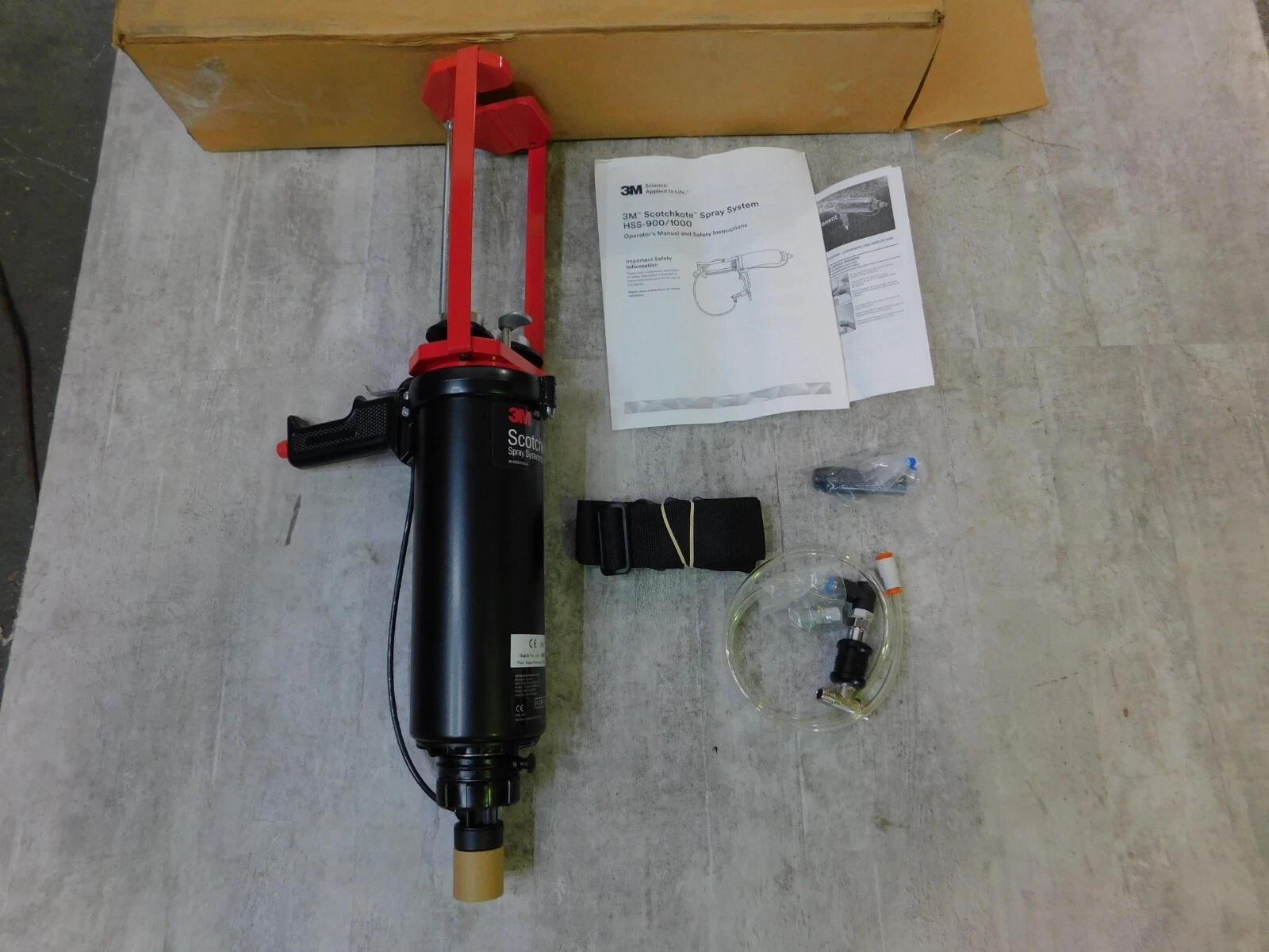 3M Scotchkote #HSS 900/1000, Liquid Epoxy Coating Sprayer, 900/1000 ml Applicator - Image 1