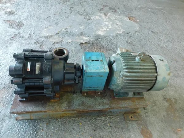 30 GPM @ 450 HD, MTH #252K-BF, Regenerative Turbine Pump, 2" in, 1-1/2" out, 1755 RPM, 10 HP, 230/460V., 1.15 - Image 2