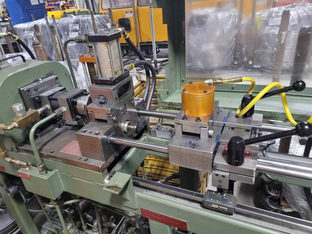 1.125" Burr Oak #STCOS-M5-868-RH, tube cut & end form machine, uncoiler, 1988 - Image 5