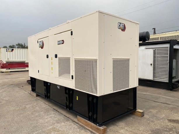 400 KW Caterpillar #D400GC, diesel generator set, 277/480 Volts, 3-phase, 609 HP @ 1800 RPM, C13 engine, Tier - Image 1