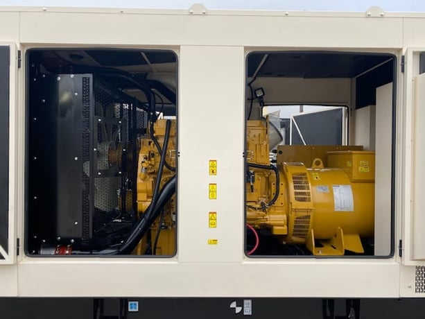 400 KW Caterpillar #D400GC, diesel generator set, 277/480 Volts, 3-phase, 609 HP @ 1800 RPM, C13 engine, Tier - Image 9