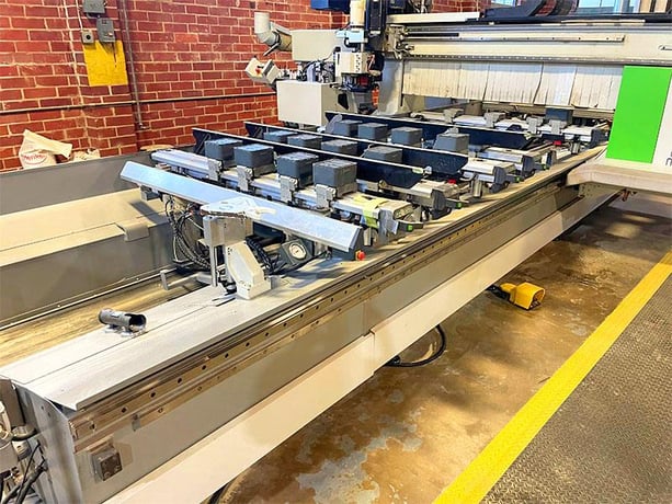 Biesse #Rover-B-Edge-1667, CNC machining center, 5-Axis, 265" X, 62" Y, 13" Z, 24k RPM, 22 ATC, w/ - Image 3