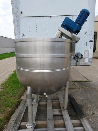 250 gallon Groen, Stainless Steel direct steam kettle w/new INA single agitation & scrape assembly, 90 psi - Image 2