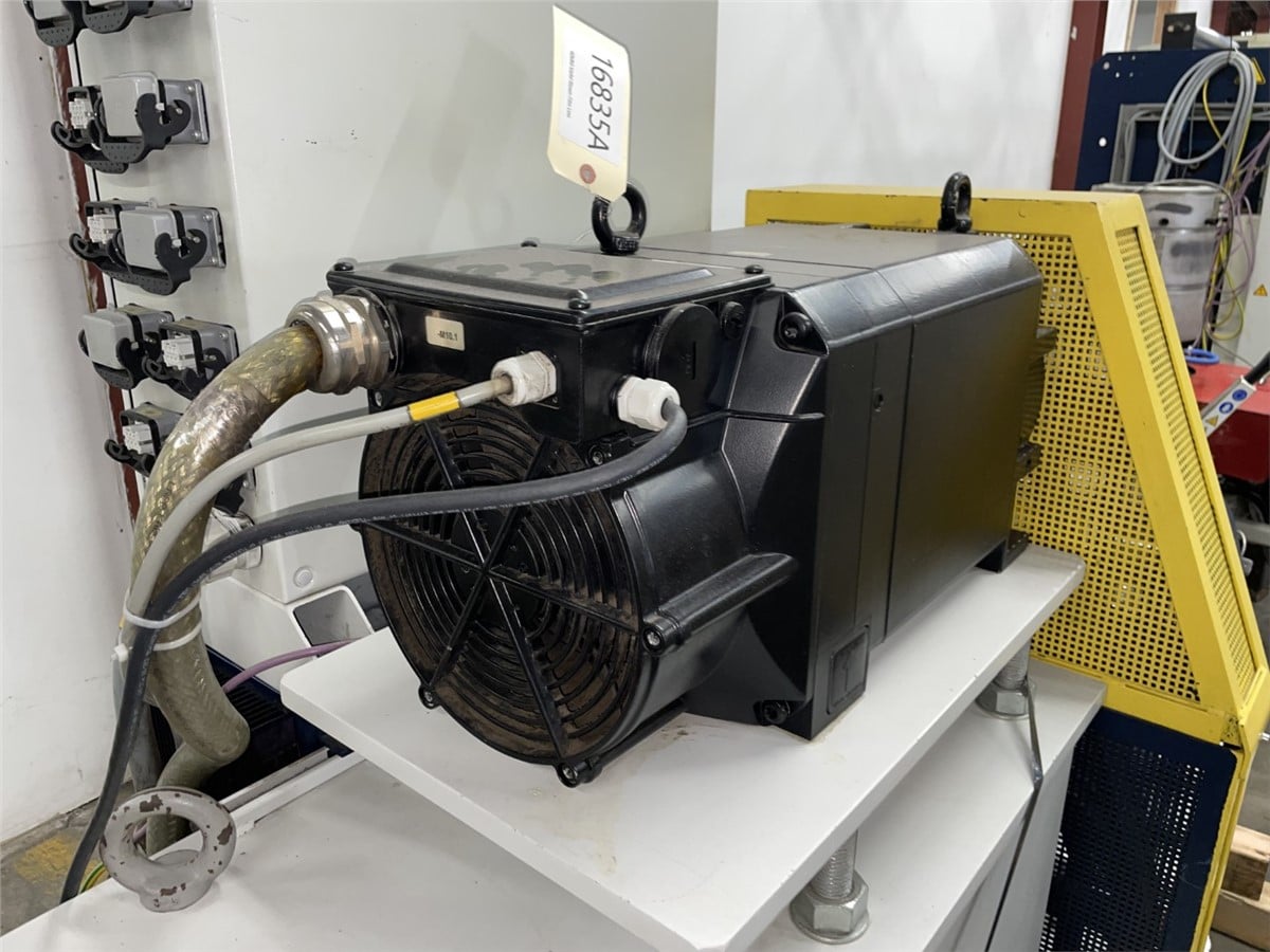 1.6" Kiefel Technologies Lowboy, Extruder, air cooled, Kirion C Control, die w/ cart, calibration cage - Image 3