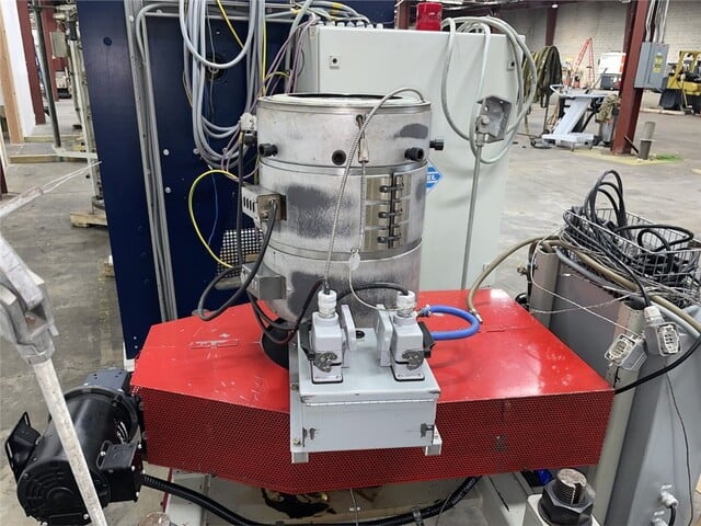 1.6" Kiefel Technologies Lowboy, Extruder, air cooled, Kirion C Control, die w/ cart, calibration cage - Image 8