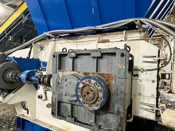 Vecoplan #RG-70/200-K, Single Shaft Shredder, 70" x 82" chamber, 200 HP, in-feed conveyor & auger discharge - Image 6