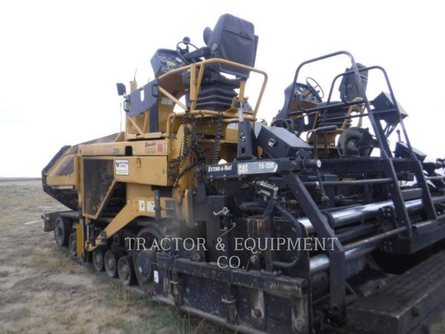 Caterpillar AP1055D, Asphalt Paver, 7198 hours, S/N: FAC00852, 2011 - Image 4