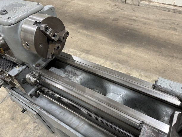 14" x 40" Enterprise #EL-2, engine lathe, 1.5" bore, 8" 3-Jaw chuck, inch/metric threading, 45-2000 RPM - Image 5