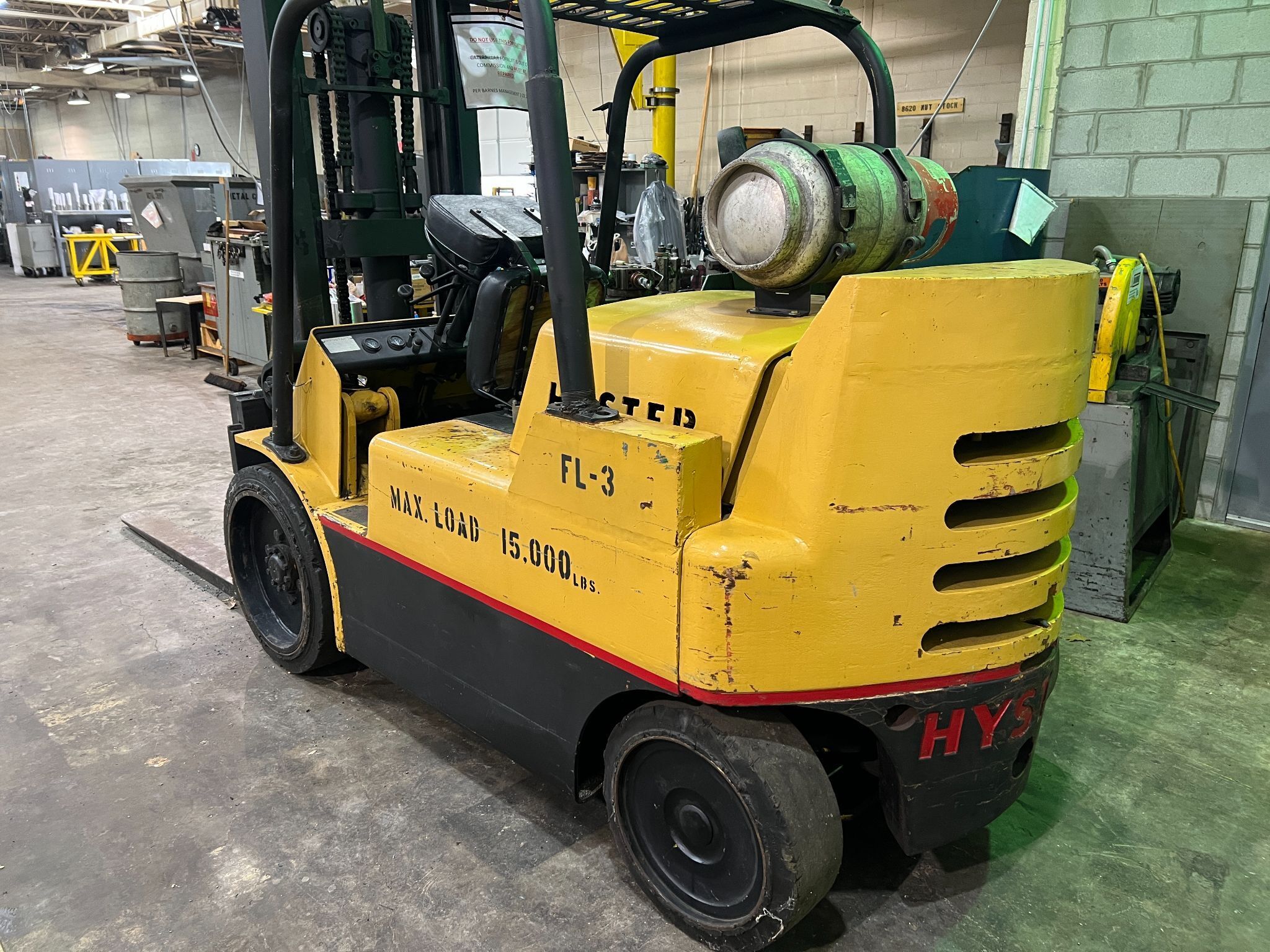 15000 lb. Hyster #S125A-BCS, LP gas forklift, 126" lift height, 24" load centers, 60" forks, cushion tires - Image 2