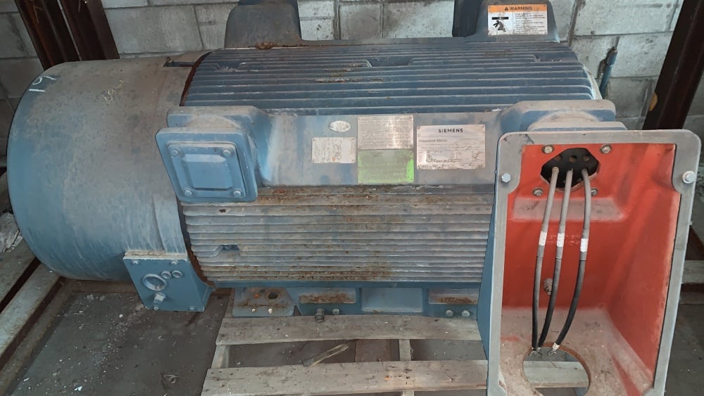 250 HP 3574 RPM Siemens, Frame 509S, TEFC, 1.15 service factor, 2300 Volts - Image 4