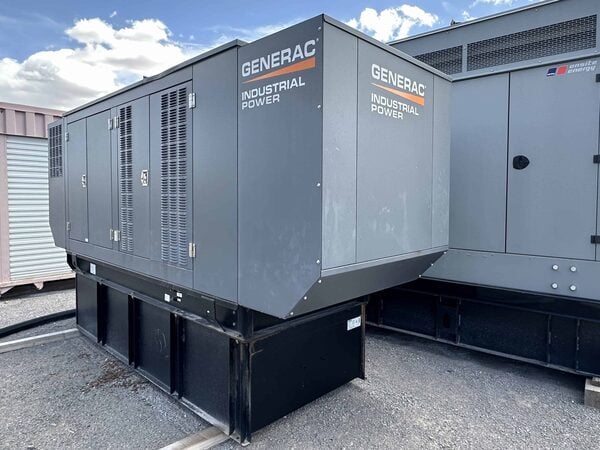 200 KW Generac #SD0200GG178.7D18HPSY3, diesel generator, sound attenuated enclosure, 120/08 Volts, 2016 - Image 3