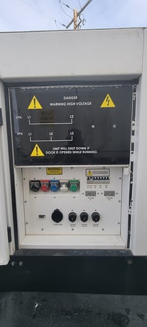 200 KW SWP / Hanco #QP220, mobile diesel generator set, multi-voltage, EPA Tier 3 Flex, 2015 - Image 9