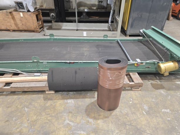 42" wide x 30' long, Roach, Conveyor, 24"-34" H Infeed, 122"-138" Discharge height, 3" H Sidewall, 1 HP - Image 5
