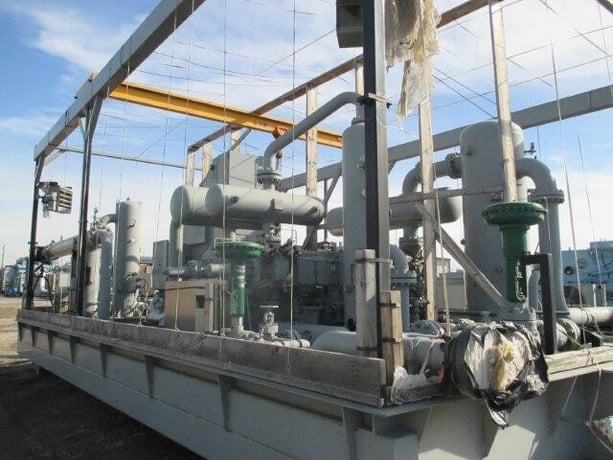 3000 HP Dresser #7HOS4, reciprocating compressor, 3-stages, 3000 HP @ 900 RPM, Toshiba J3008NLSLION, 2006 - Image 1
