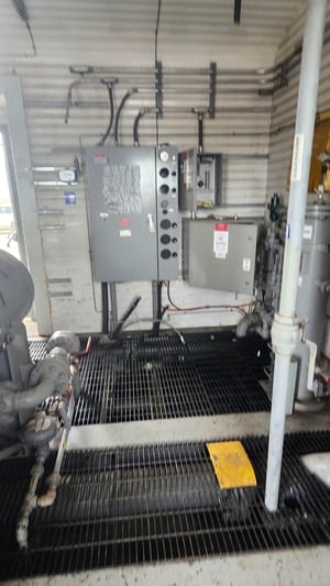 530 HP Ariel #JGJ2, reciprocating compressor, 2-stages, Waukesha H24GL, 2004 - Image 7