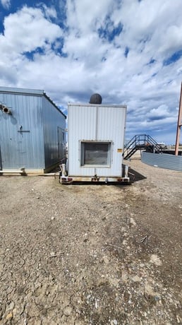 230 HP Mycom #G160S-M, screw compressor, 1-stage, Chev 454, 1999 - Image 2
