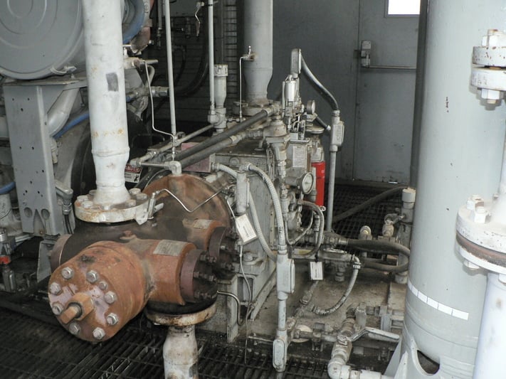 400 HP Geminis #FE-332D-2, reciprocating compressor, 2 throw, Caterpillar #3408TA engine, Air-X-Changer - Image 5