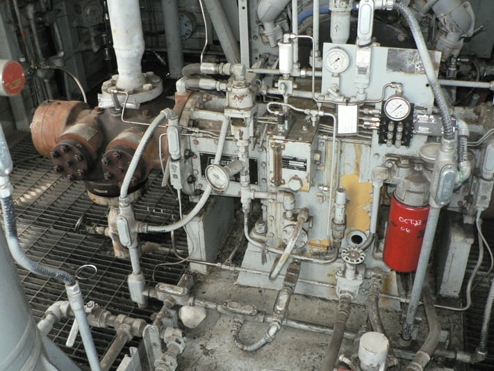 400 HP Geminis #FE-332D-2, reciprocating compressor, 2 throw, Caterpillar #3408TA engine, Air-X-Changer - Image 7