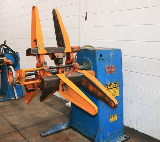 2500 lb. Cooper Weymouth Peterson #2500-18P, non-motorized uncoiler, 18" width, 48" outside dimensions - Image 2