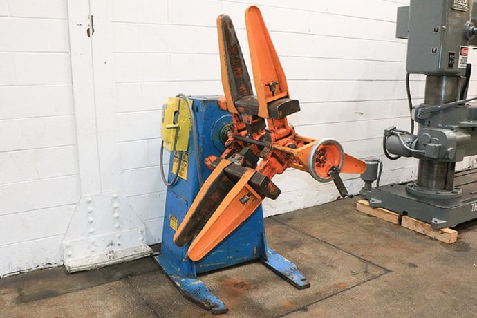 2500 lb. Cooper Weymouth Peterson #2500-18P, non-motorized uncoiler, 18" width, 48" outside dimensions - Image 3