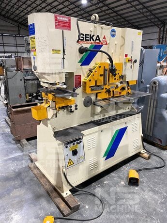 6.5" x 6.5" x 1/2" Geka #Hydracrop-110/A, 121 ton, original paint, electric back stop, pipe notcher, channel - Image 1