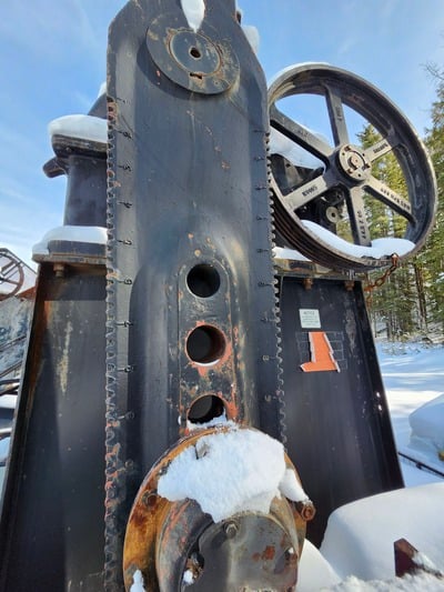 320 Legrand #320-173-144, pump jack - Image 8