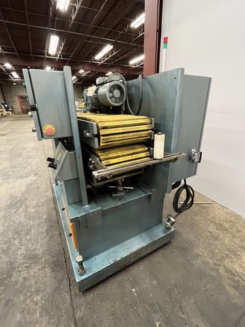 Conair/Metaplast #PC8-50SP, Cleated Puller, R-L operation, 15" x 50", 1-10 FPM, (2) 2 HP, 1750-6000 RPM, 460 V - Image 4