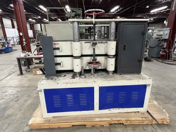 Kiwex #KWX-10, Belt Puller, (2) 7" width x 60" L Belts, (2) 3 kW, 460 V, 2018 - Image 2