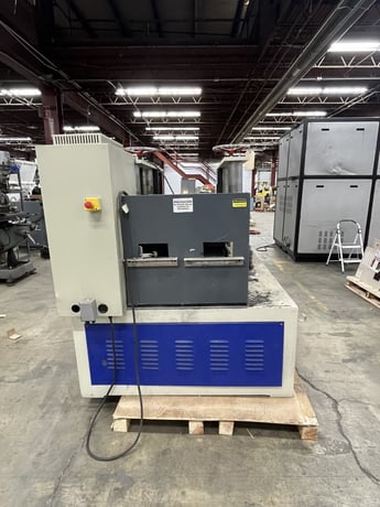 Kiwex #KWX-10, Belt Puller, (2) 7" width x 60" L Belts, (2) 3 kW, 460 V, 2018 - Image 8