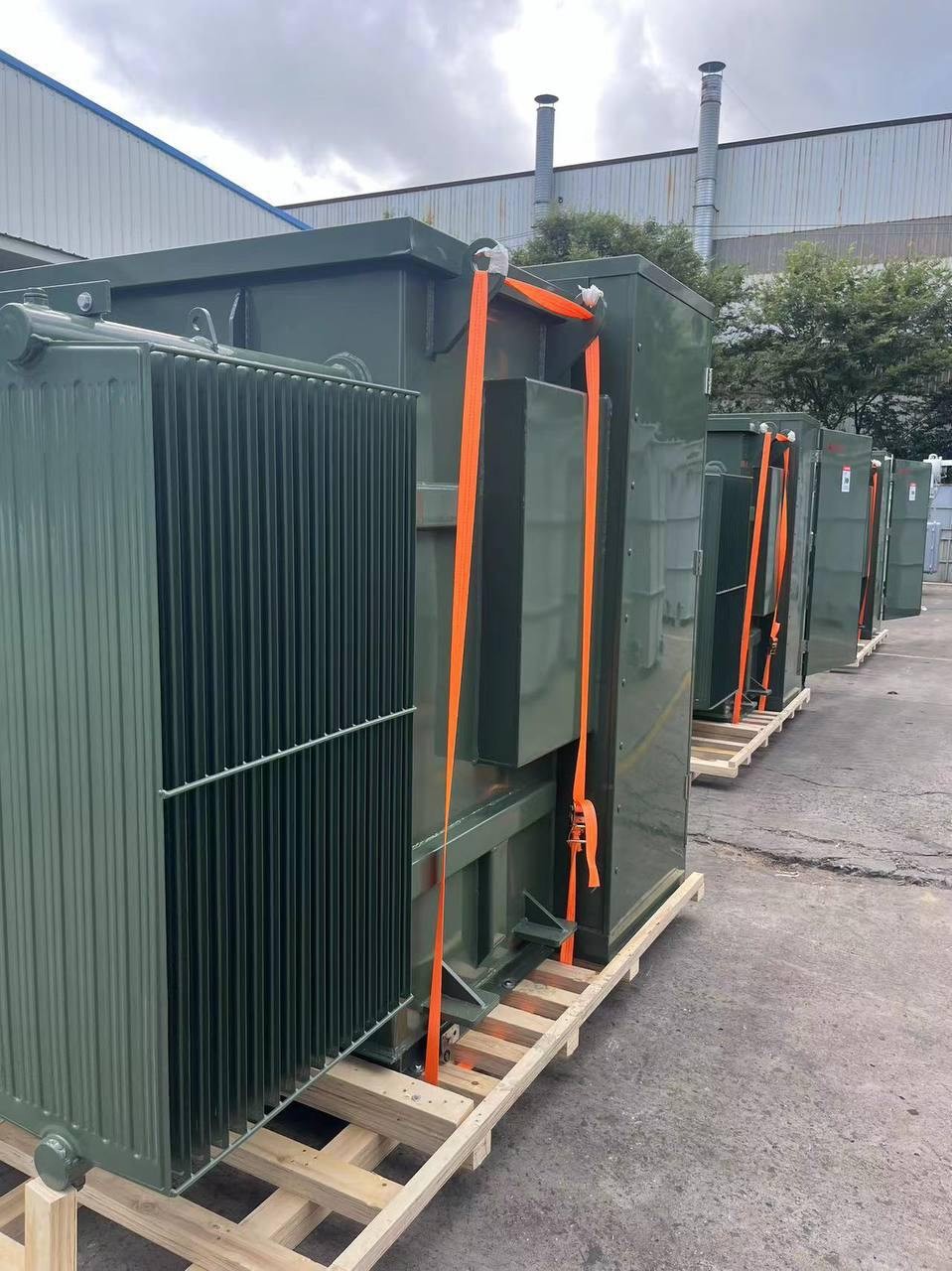 3000 KVA 13600 Primary, 415 Secondary, Pad-Mounted Transformer - Image 2