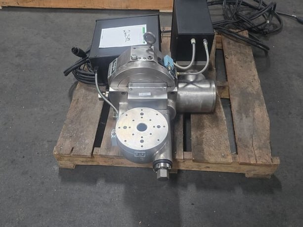 6.5" x 6.5" Troyke #L6.5-C, rotary axis centered on tilt axis, 1.181" hole - Image 5