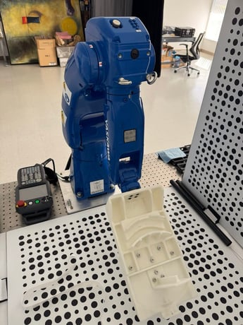 Yaskawa Motoman, GP8 YR-1-06VX8-A00, Robot, 6 Axis, 17.6 lbs., 28.6" reach, IP67, YRC1000 & micro Control - Image 3