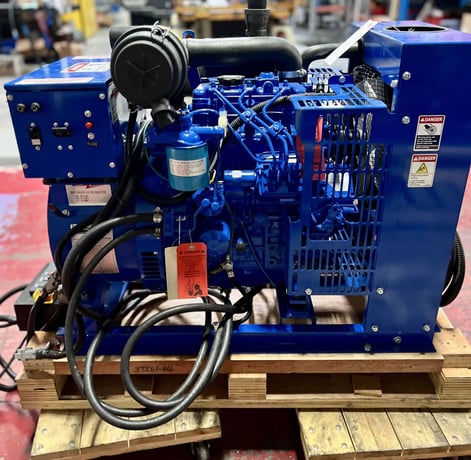 12 KW Northern Lights #NL843NW4-12KW, diesel generator set, 120/240 Volts, 1 phase - Image 2