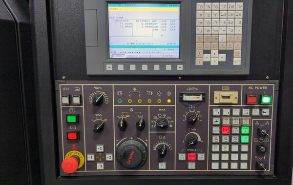 Amera-Seiki #T-312, CNC lathe, 23.6" swing, 12" chuck, 3-jaw, 3.5" bar, 17.7" dia., 18.9" lgth, 12 turret, 30 - Image 7