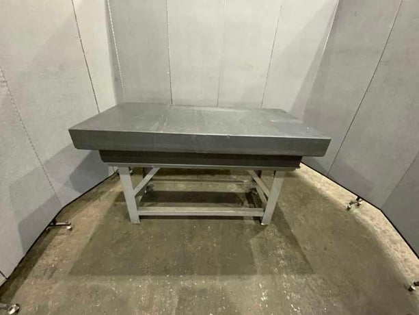 30" x 60" x 10" Blacxk Granite inspectin plate, - Image 2