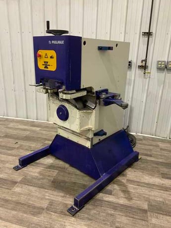 No. X-97 Pullmax, plate beveler, 1/8" to 2" cap., 25-55° motorized bevelikng angle, 100000 psi - Image 1
