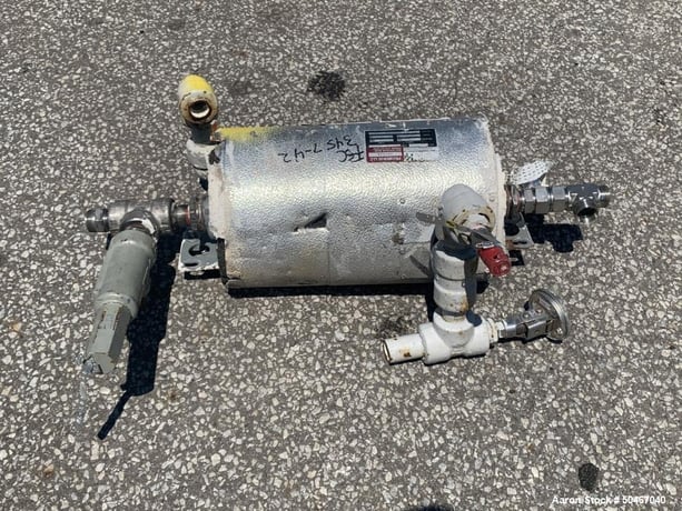 3.2 sq.ft., 150 psi shell, 300 psi tube, Ketema #MVHT-1-A-SS, shell and tube heat exchanger, 1.5" tube - Image 3