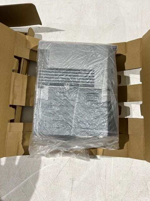 Mitsubishi #MR-J4-100A-RJ, Servo Drive & Amplifier, 1 & 3 Phase, 50/60 Hz, 200-240 V, New - Image 2