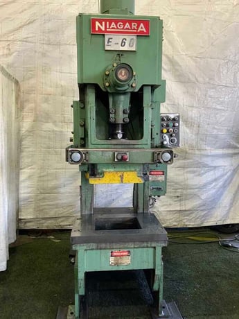 60 Ton, Niagara #E-60, OBI press, 6" stroke, 15-1/2" Shut Height, dual palm buttons, 60 SPM, 5 HP - Image 5
