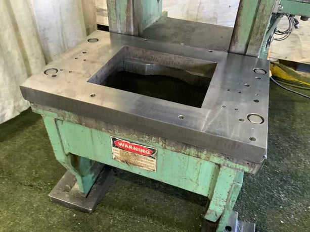 60 Ton, Niagara #E-60, OBI press, 6" stroke, 15-1/2" Shut Height, dual palm buttons, 60 SPM, 5 HP - Image 6