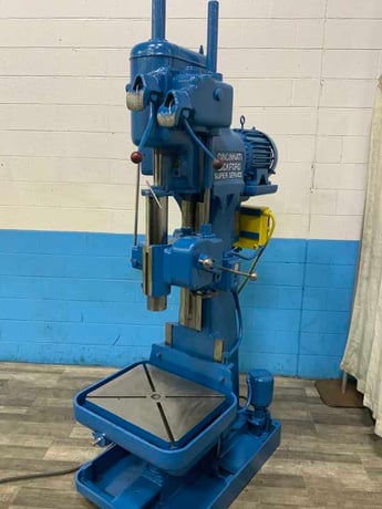 24" Cincinnati #24, single spindle drill, box columns, #4MT, 28" x18" table area, coolant, 5 HP - Image 7