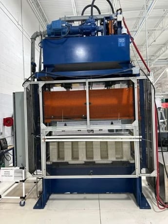 50 Ton, Macrodyne #MPZ-50, 4-post hydraulic press, 20" stroke, 36" daylight, 72" x 30" bed - Image 4