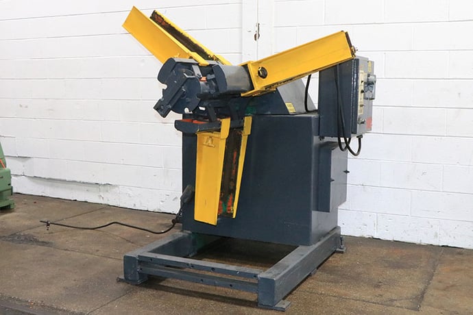 4000 lb. Feed-Lease #PR-4M-18, motorized uncoiler, 18" width, 60" outside dimensions, 16"-21" ID, 2-15 RPM - Image 2