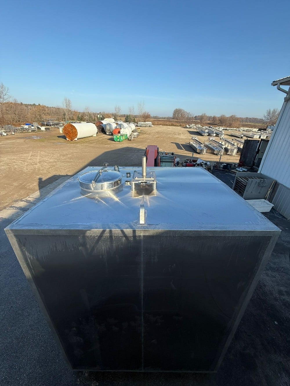 3400 gallon Stainless mix tank - Image 4
