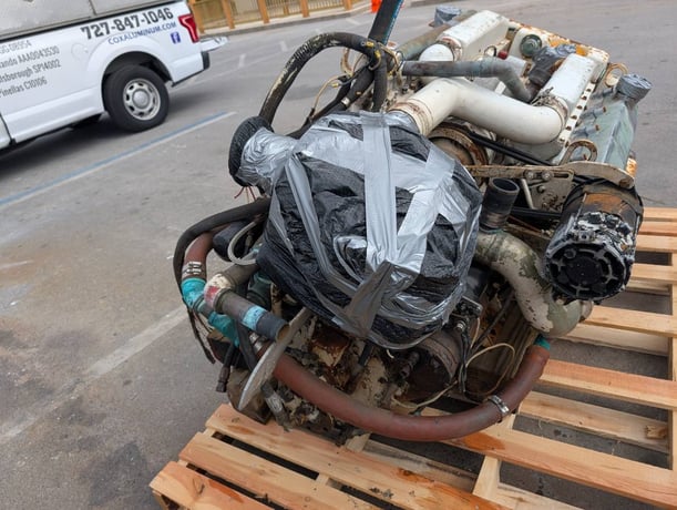 Cummins #903-V, Diesel Engine Marine, w/ Transmissions (2 available) - Image 2