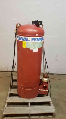 505 lbs. Fenwal, Fire Suppression Cylinder, FM-200 Clean Agent, 32-130 F Temp. range, 360 psig @ 70 F - Image 1