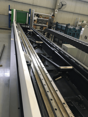 Bescutter #Hytube-6522, laser cutting system, 2000 watt, 244" 20.3' tube length, 8.66" tube diameter, IPG 2 - Image 7