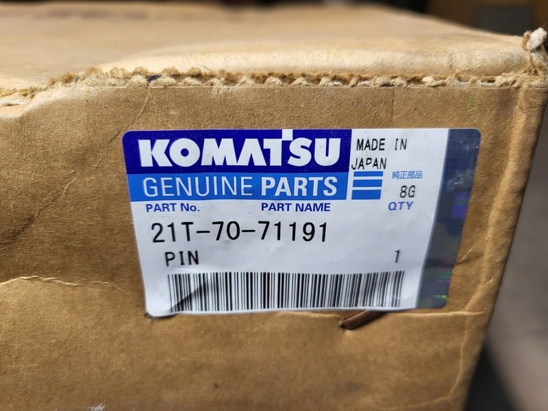 Komatsu pin #21T-70-71191, like new - Image 2